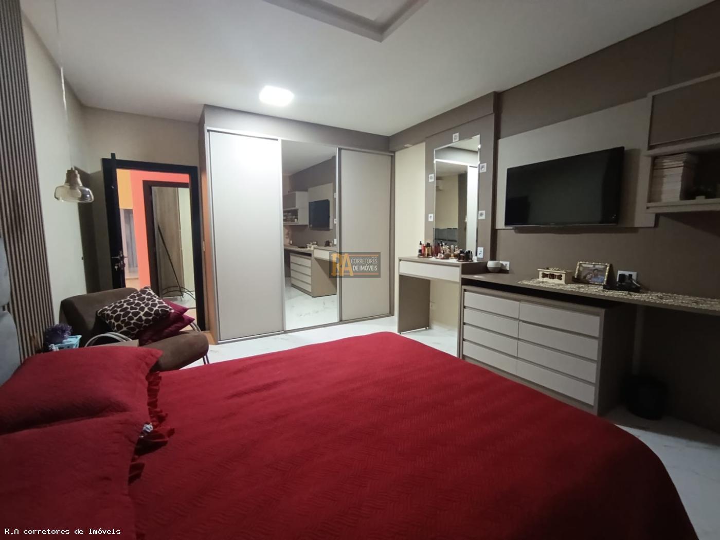 Casa à venda com 3 quartos, 387m² - Foto 13