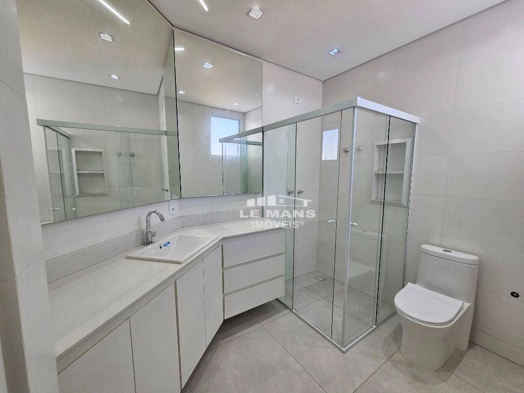 Casa de Condomínio à venda com 3 quartos, 211m² - Foto 30