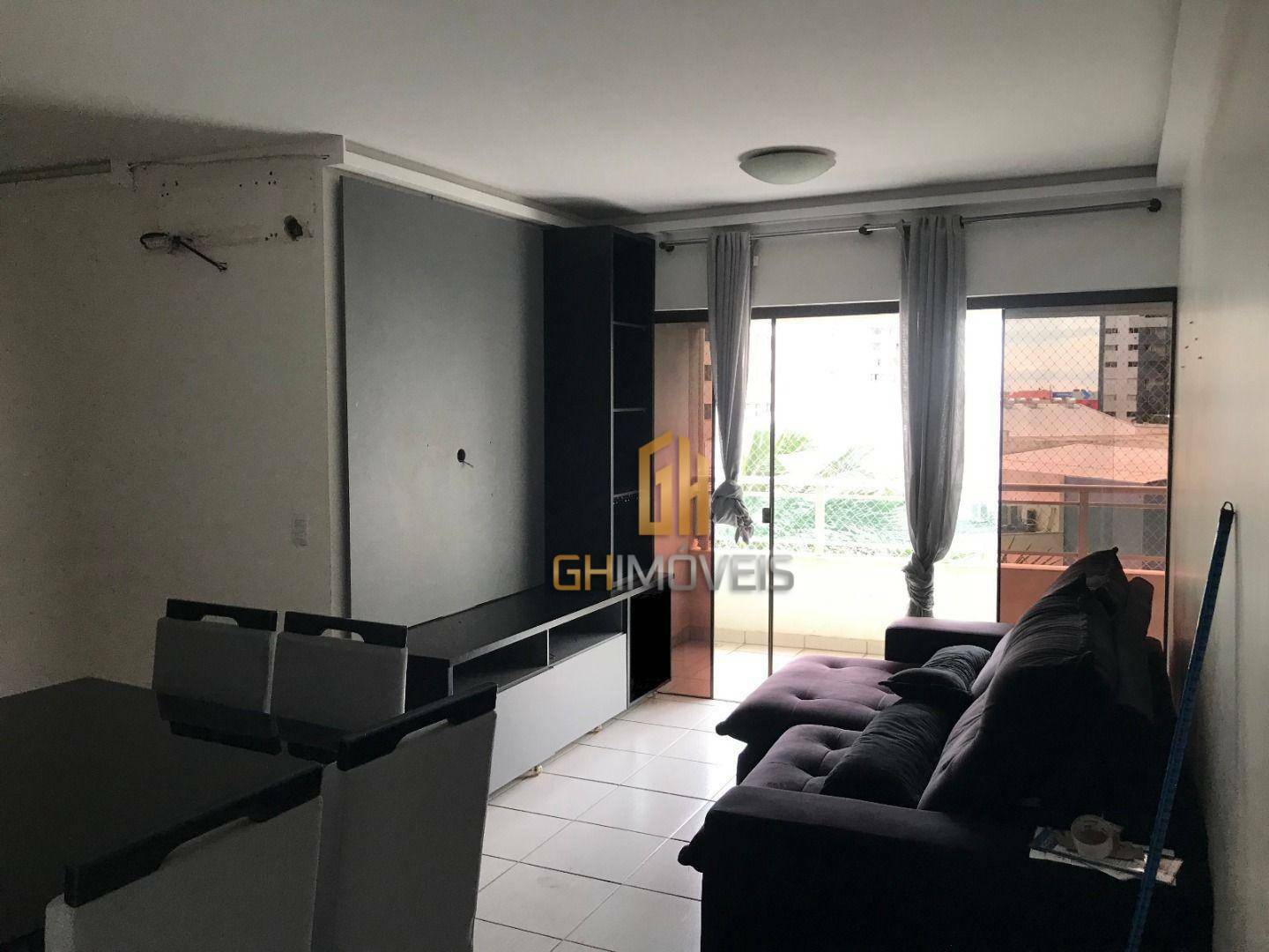 Apartamento à venda com 3 quartos, 90m² - Foto 1