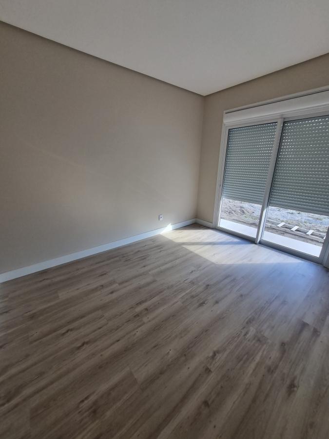 Casa à venda com 3 quartos, 180m² - Foto 7