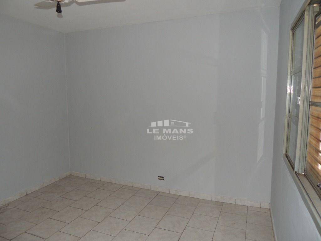 Casa à venda com 2 quartos, 86m² - Foto 12