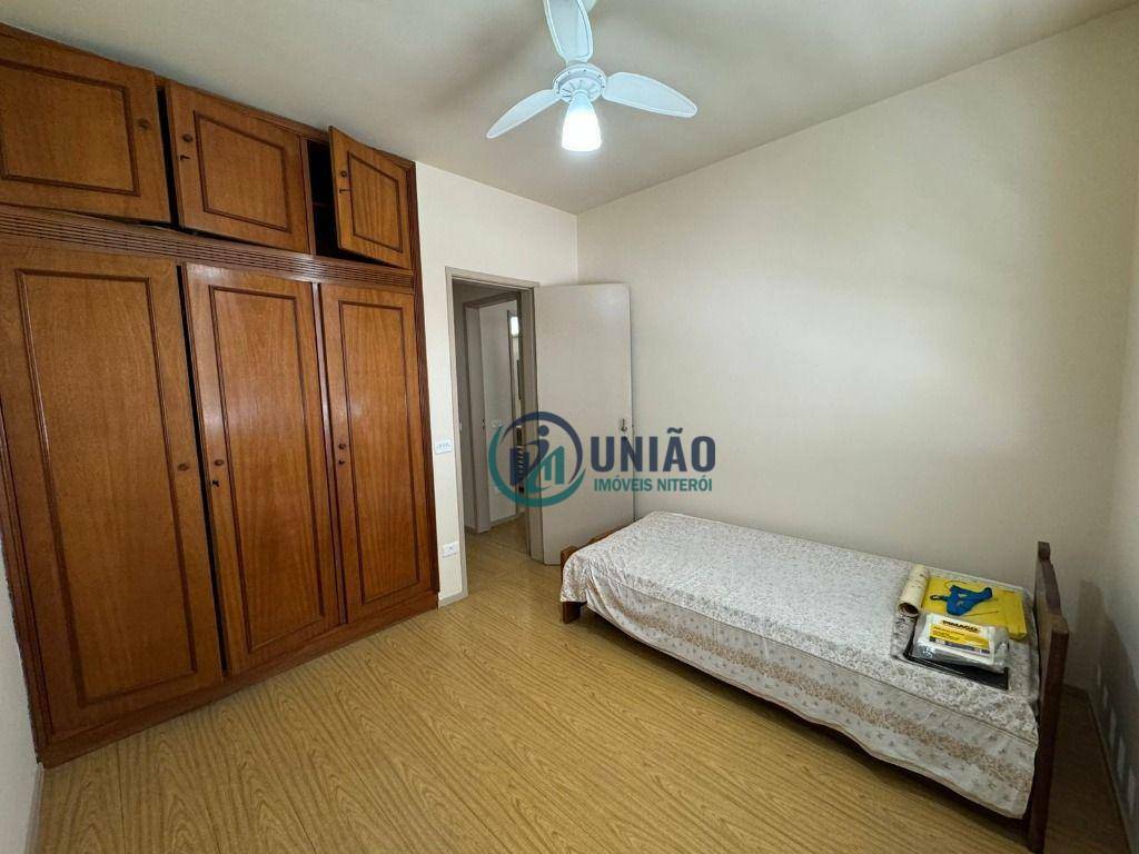 Apartamento à venda com 3 quartos, 115m² - Foto 8