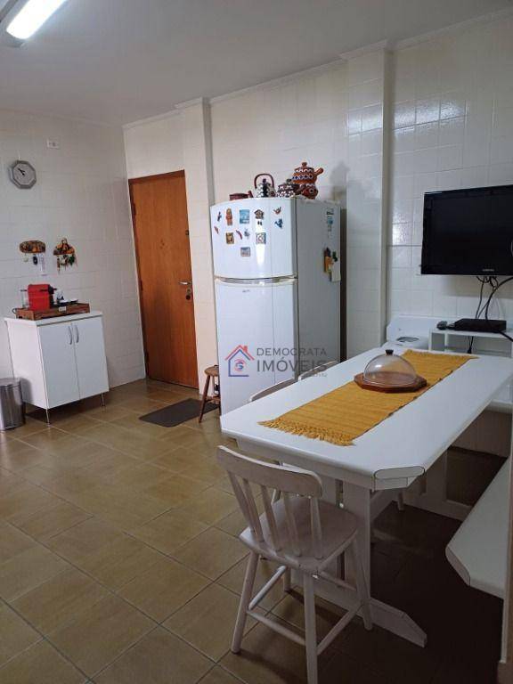 Apartamento à venda com 2 quartos, 133m² - Foto 9