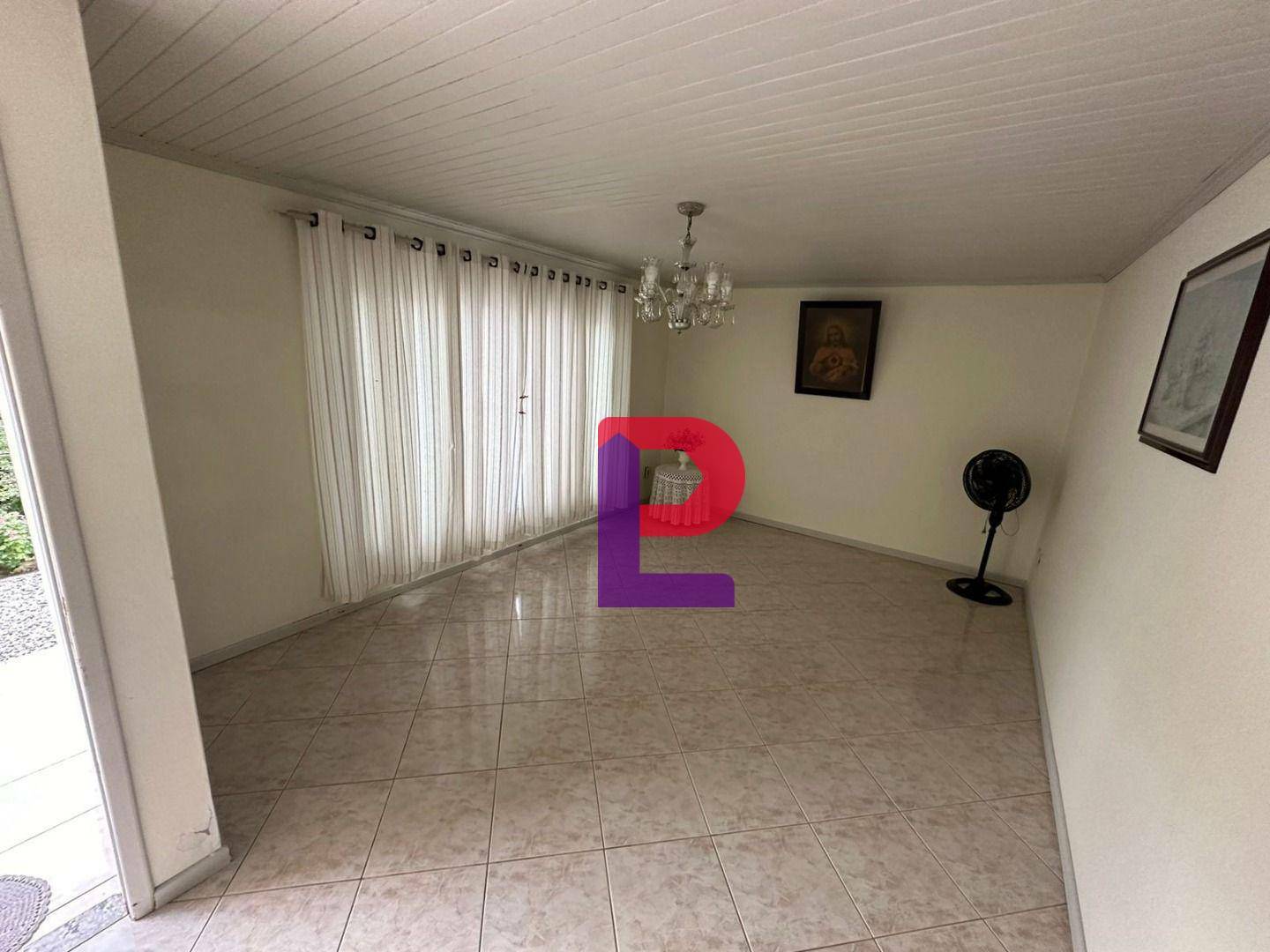 Casa à venda com 3 quartos, 140m² - Foto 11