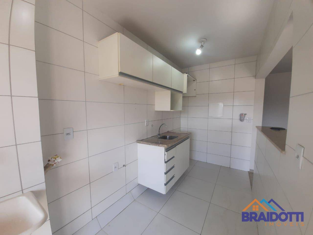 Apartamento à venda com 3 quartos, 76m² - Foto 7