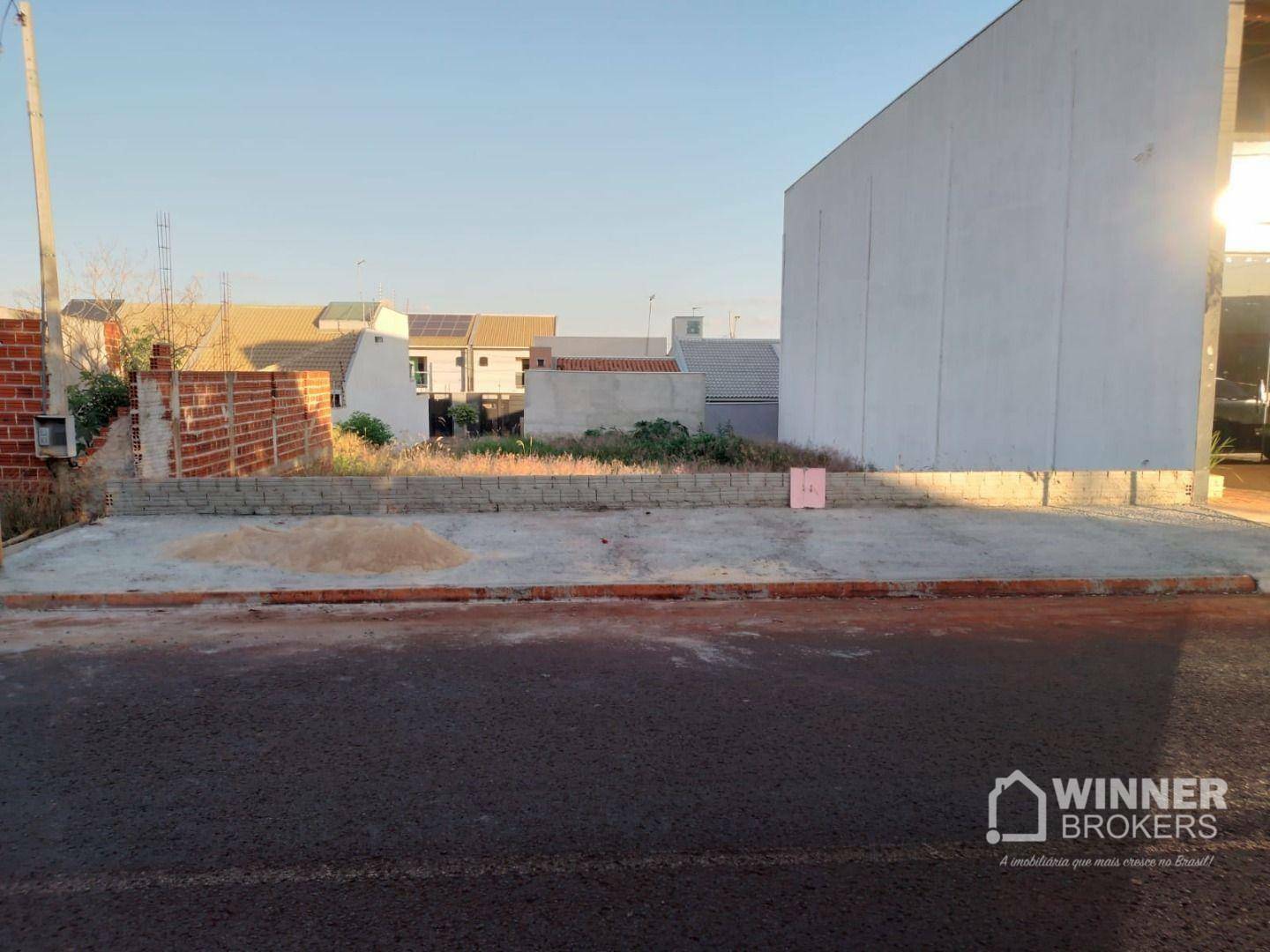 Terreno à venda, 252M2 - Foto 1