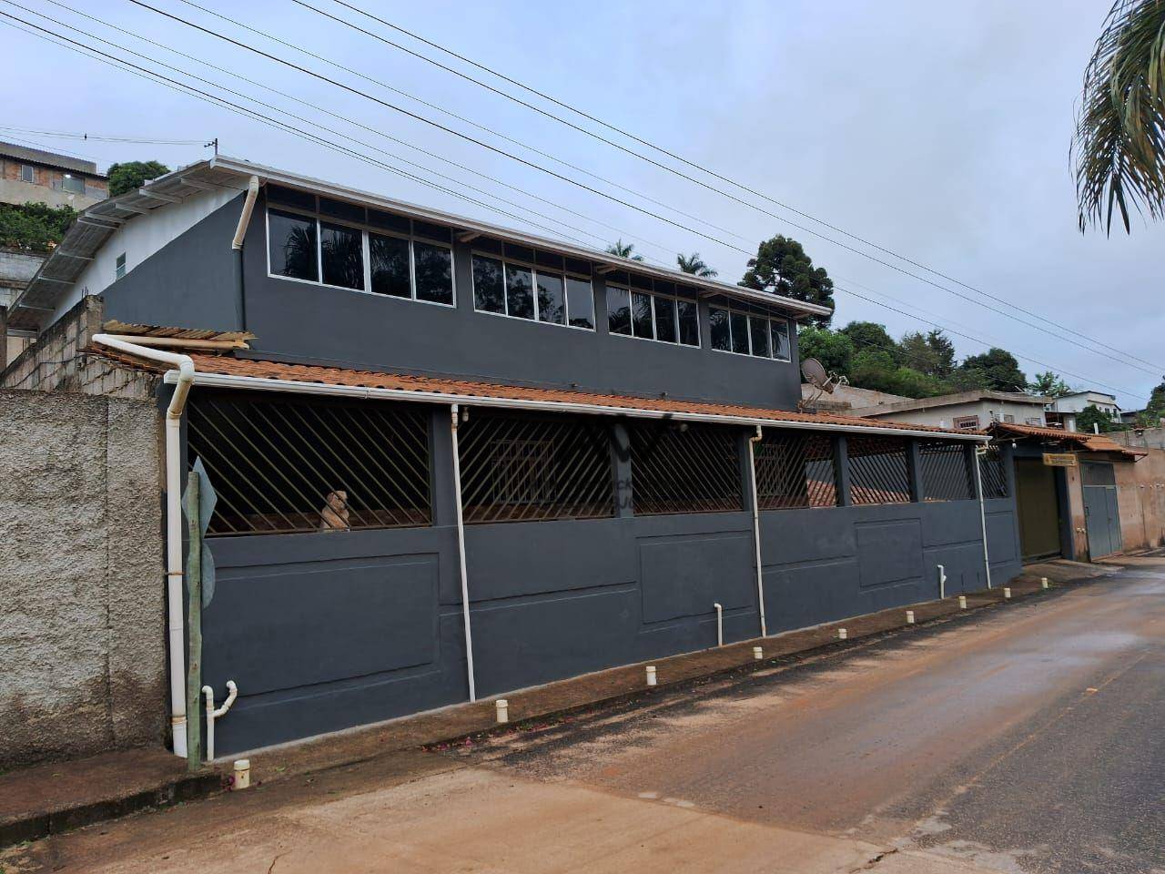 Chácara, 3 quartos, 1100 m² - Foto 2