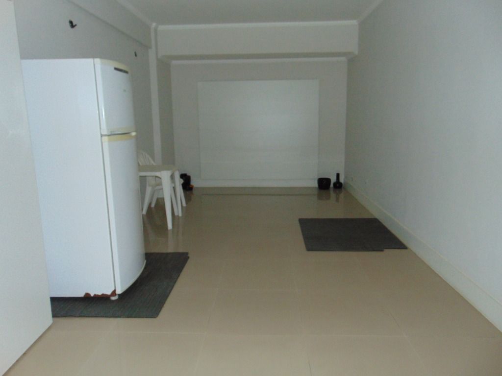 Apartamento à venda com 1 quarto, 60m² - Foto 20