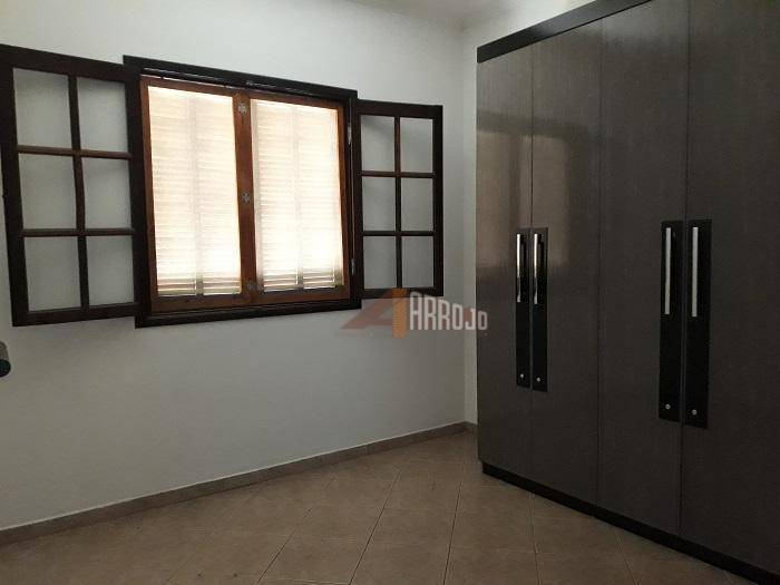 Sobrado à venda com 3 quartos, 200m² - Foto 5
