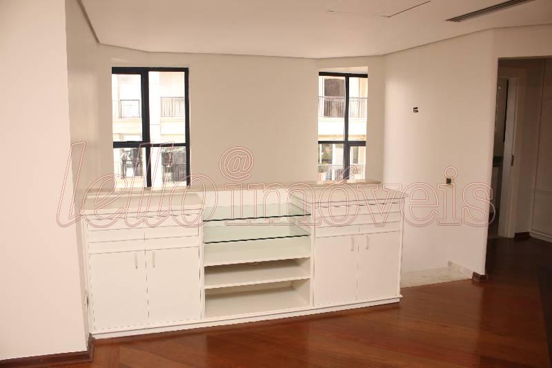 Apartamento para alugar com 4 quartos, 504m² - Foto 16