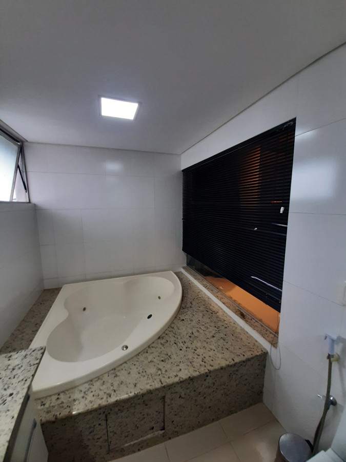 Apartamento à venda com 1 quarto, 187m² - Foto 9