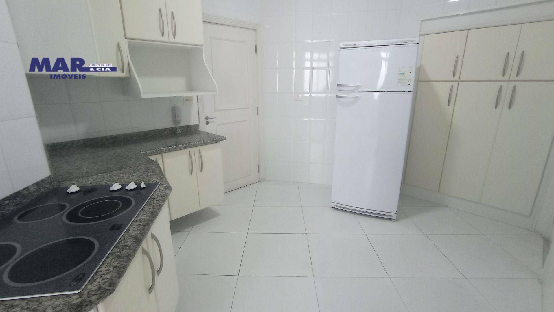 Apartamento à venda com 3 quartos, 130m² - Foto 15