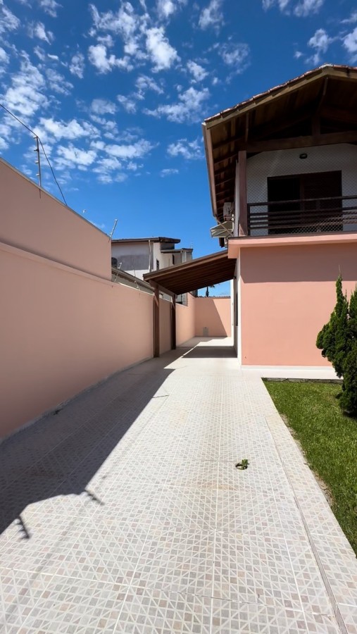 Casa à venda com 5 quartos, 350m² - Foto 4