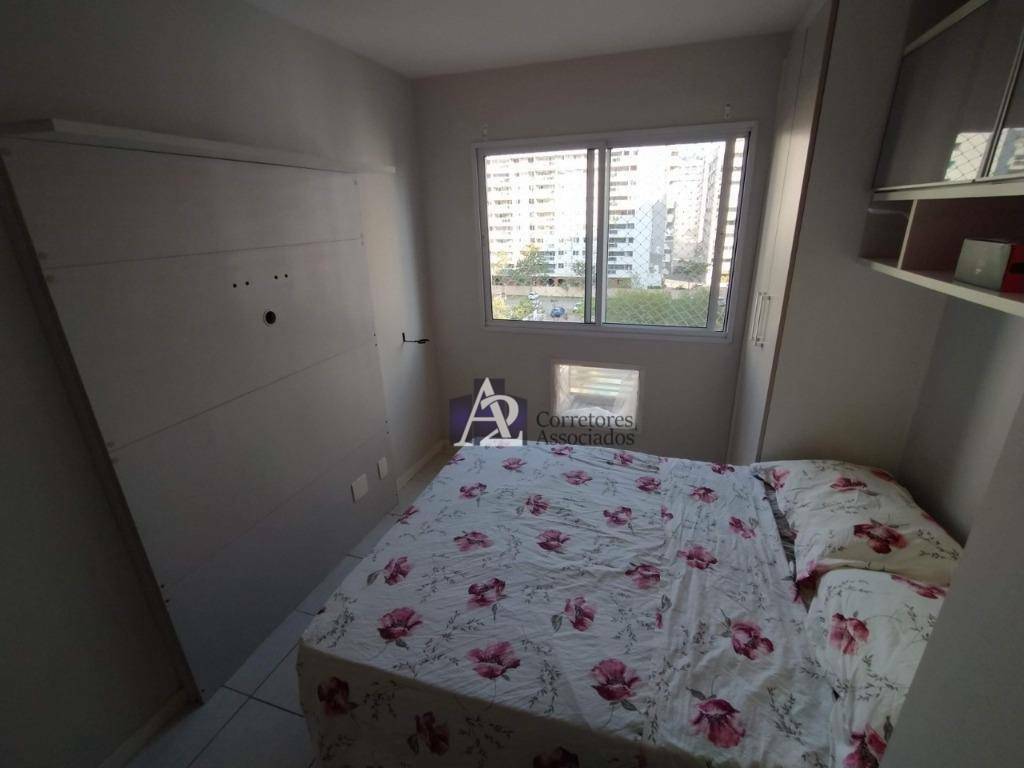 Apartamento à venda com 2 quartos, 68m² - Foto 5