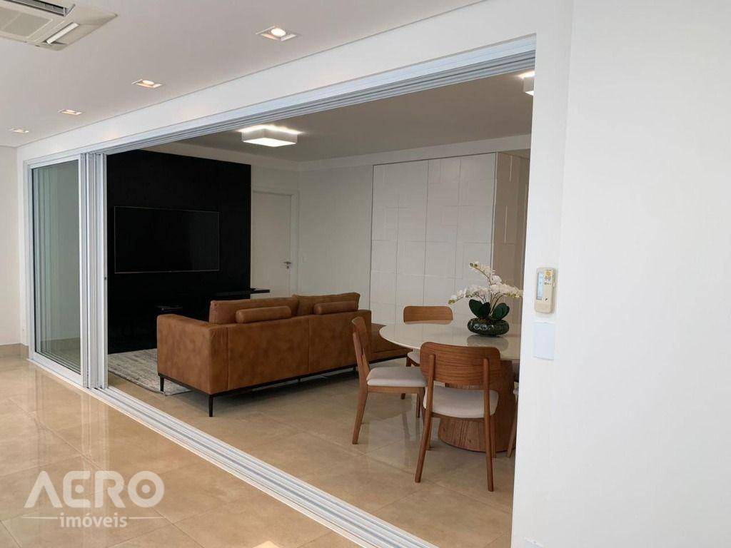 Apartamento para alugar com 3 quartos, 143m² - Foto 10