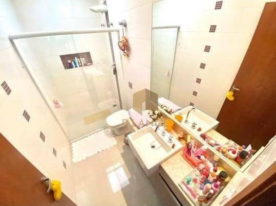 Casa de Condomínio à venda com 4 quartos, 340m² - Foto 15