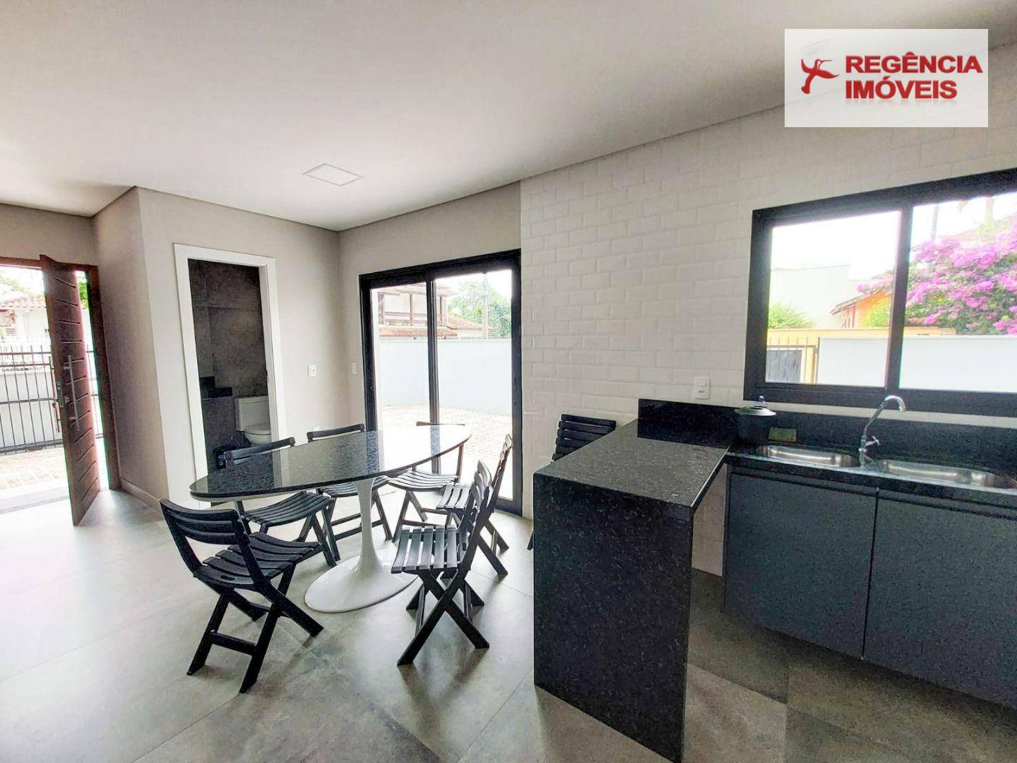 Casa à venda com 3 quartos, 95m² - Foto 20