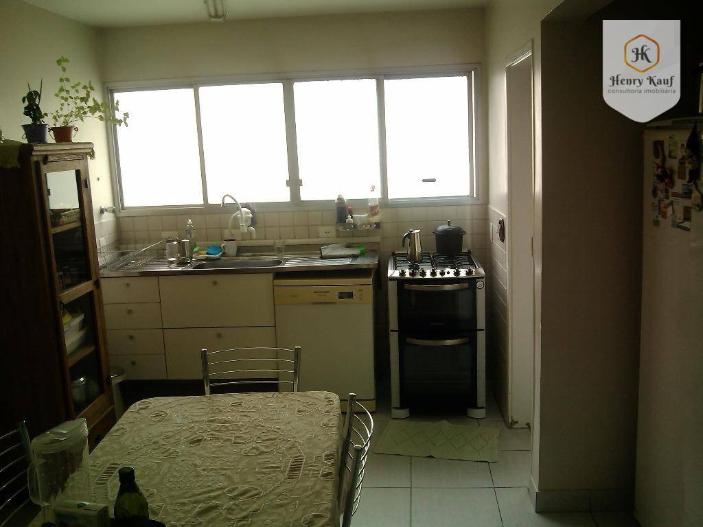 Apartamento à venda com 3 quartos, 138m² - Foto 5