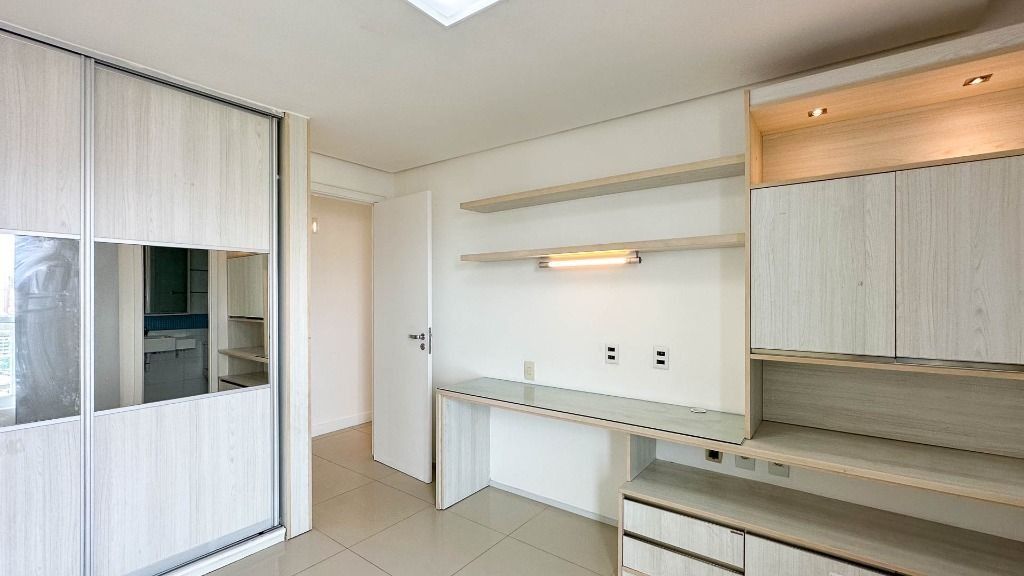 Apartamento à venda com 3 quartos, 117m² - Foto 20