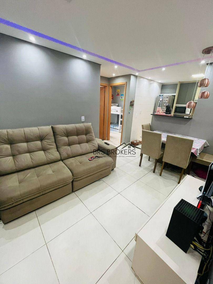 Apartamento à venda com 2 quartos, 60m² - Foto 12