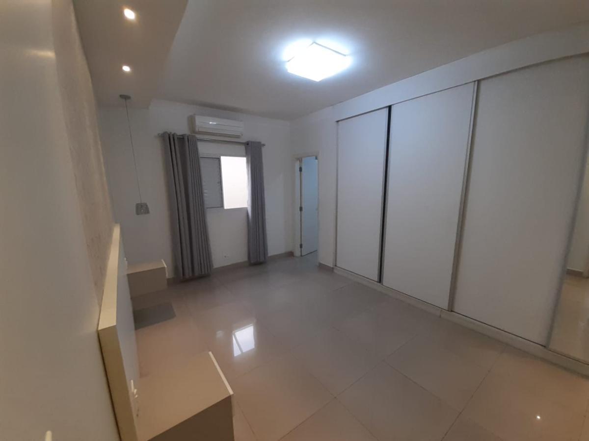 Casa à venda com 3 quartos, 336m² - Foto 21