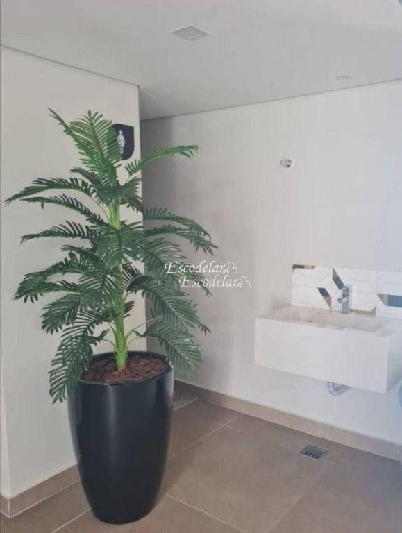 Apartamento à venda com 2 quartos, 40m² - Foto 23