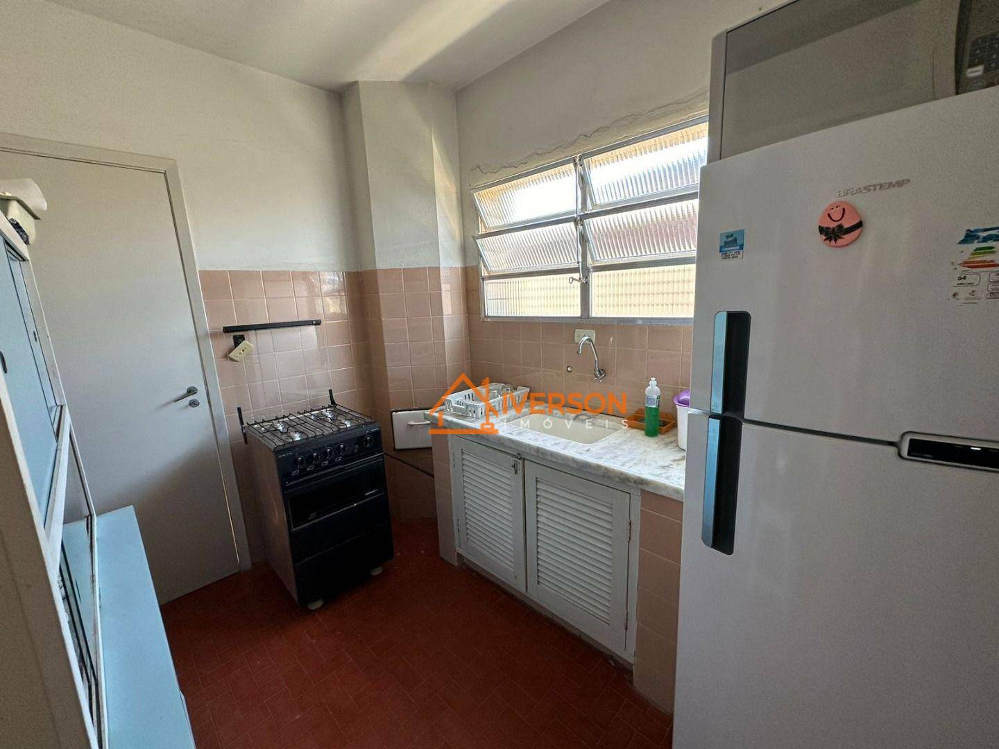 Apartamento à venda com 2 quartos, 60m² - Foto 4