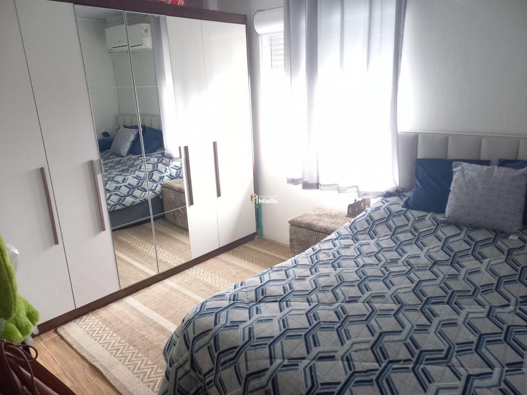 Casa à venda com 2 quartos, 50m² - Foto 12