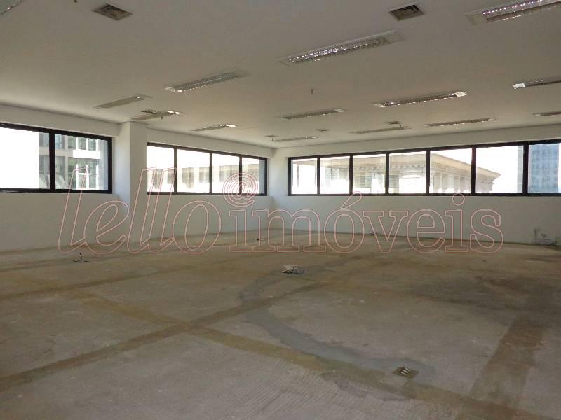 Conjunto Comercial-Sala para alugar, 109m² - Foto 1