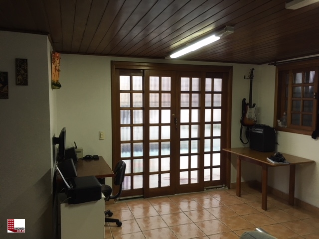 Apartamento à venda com 3 quartos, 160m² - Foto 2