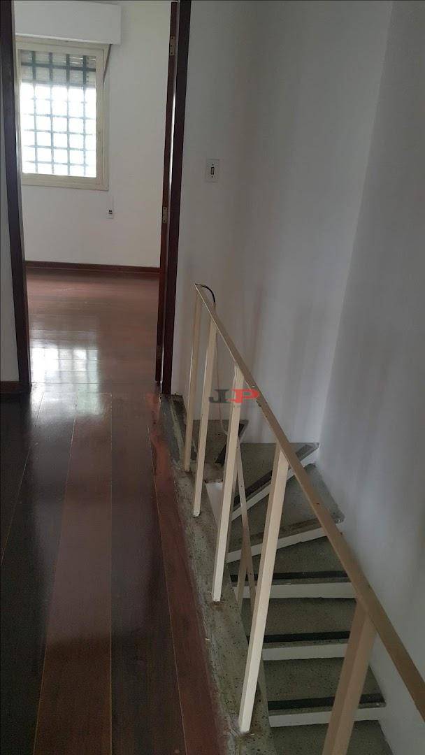 Casa à venda e aluguel com 3 quartos, 144m² - Foto 27