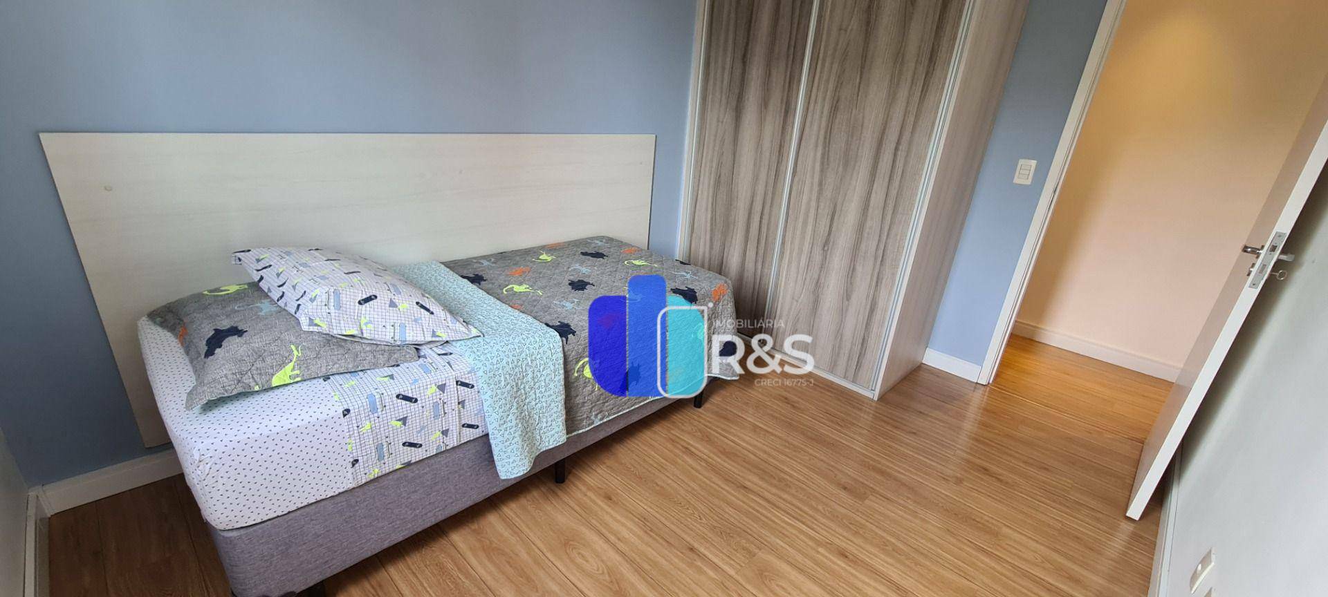 Apartamento à venda com 2 quartos, 70m² - Foto 15