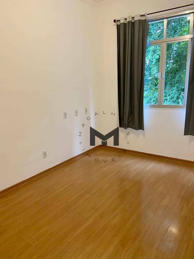 Apartamento à venda com 1 quarto, 40m² - Foto 4