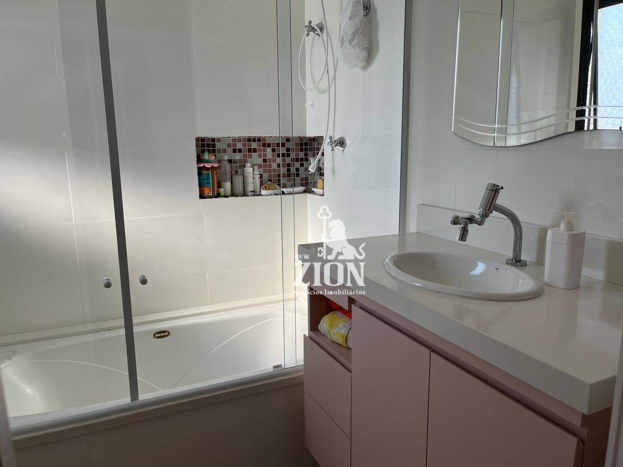 Apartamento à venda com 3 quartos, 150m² - Foto 17