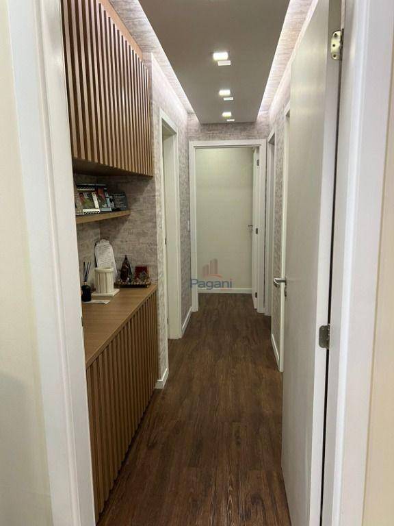 Apartamento à venda com 3 quartos, 108m² - Foto 15