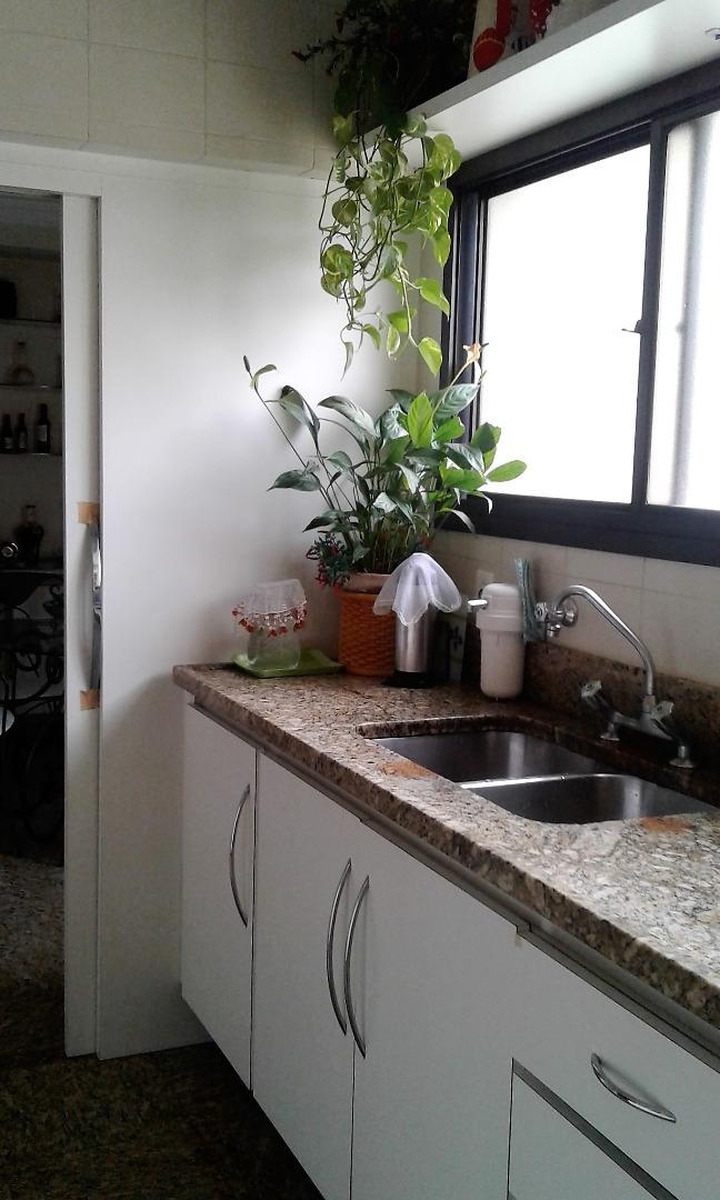 Apartamento à venda e aluguel com 4 quartos, 206m² - Foto 10