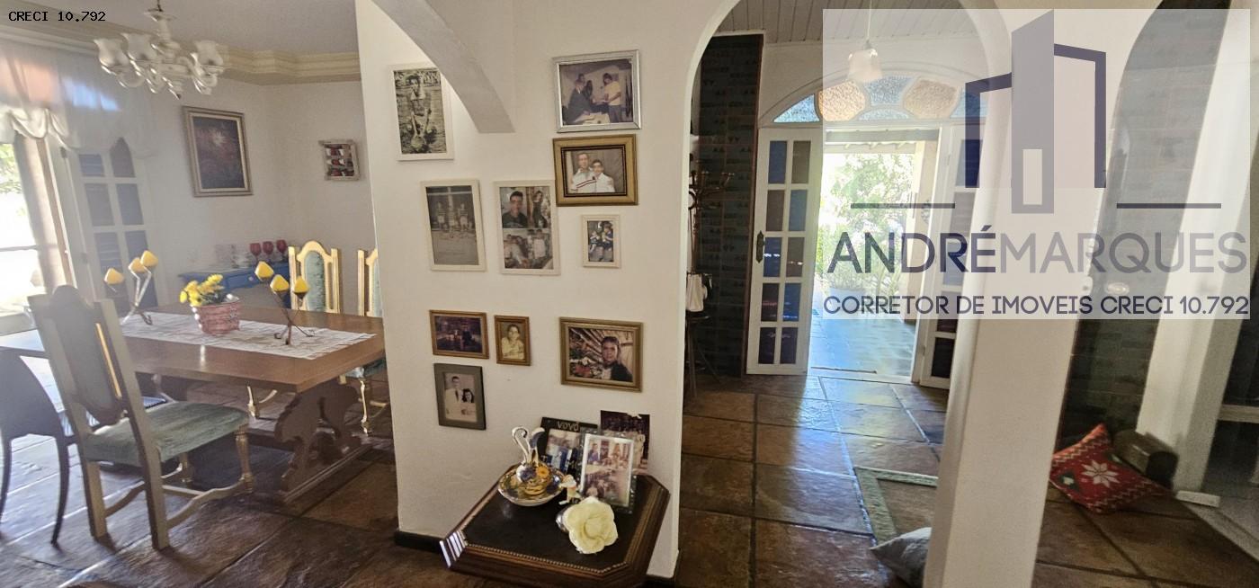 Casa de Condomínio à venda com 4 quartos, 600m² - Foto 25
