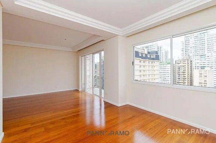 Apartamento à venda com 4 quartos, 227m² - Foto 1