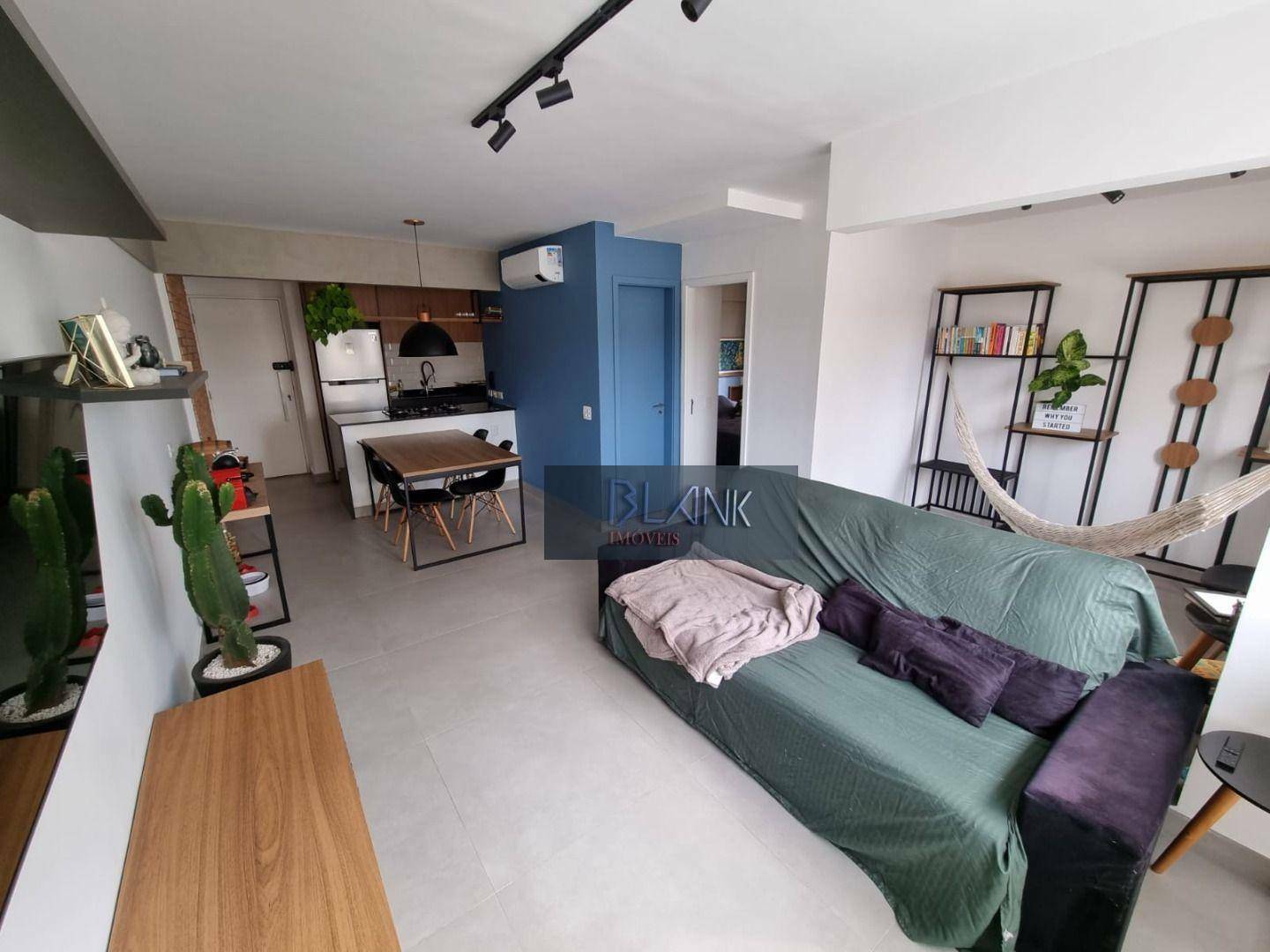 Apartamento à venda com 1 quarto, 67m² - Foto 2