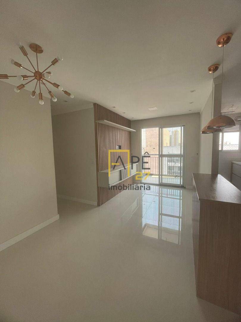 Apartamento à venda com 2 quartos, 58m² - Foto 3