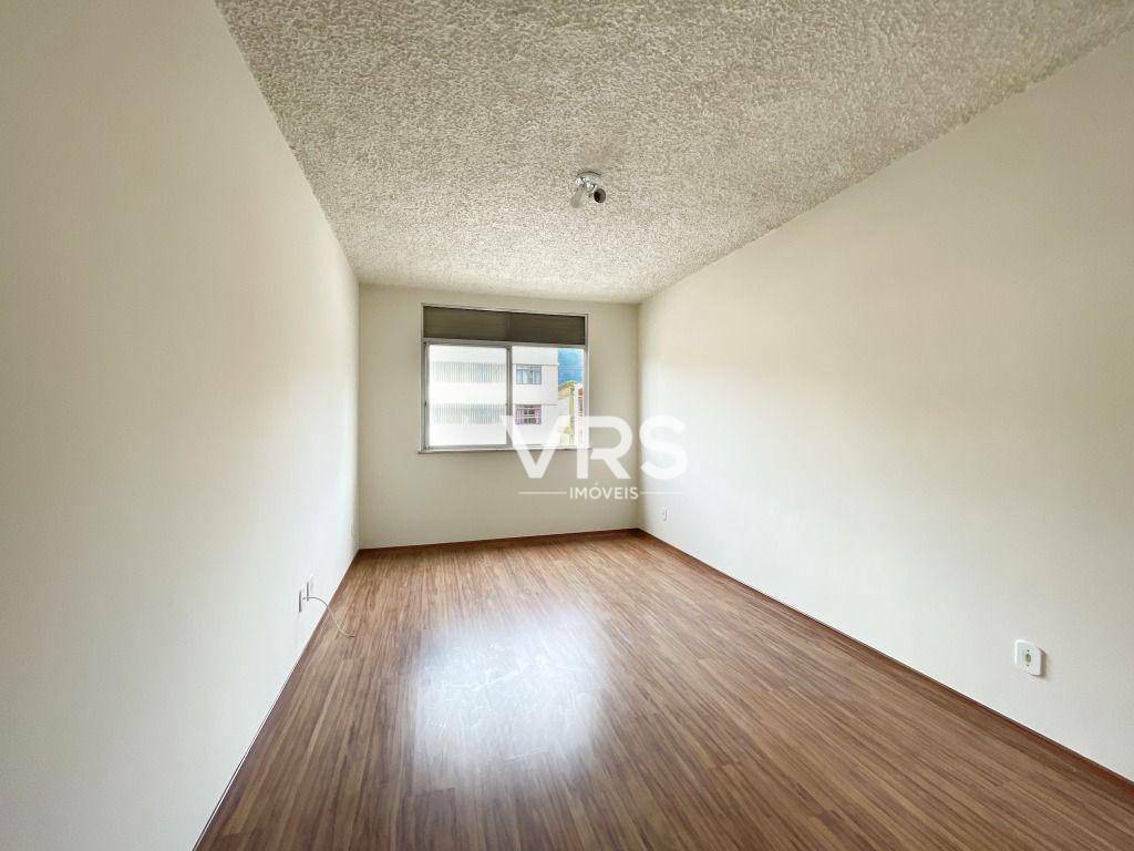 Apartamento à venda com 2 quartos, 50m² - Foto 1