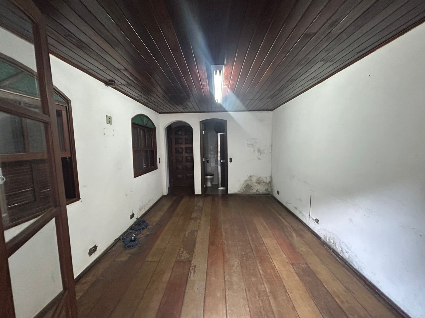 Casa à venda com 3 quartos, 250m² - Foto 25