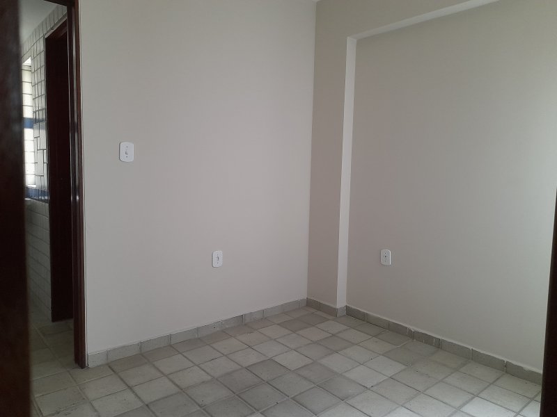 Apartamento à venda com 3 quartos, 81m² - Foto 10