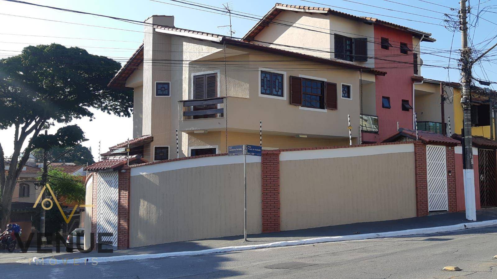 Sobrado à venda com 3 quartos, 164m² - Foto 1