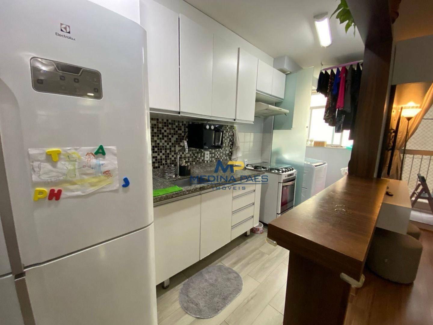 Apartamento à venda com 2 quartos, 60m² - Foto 9