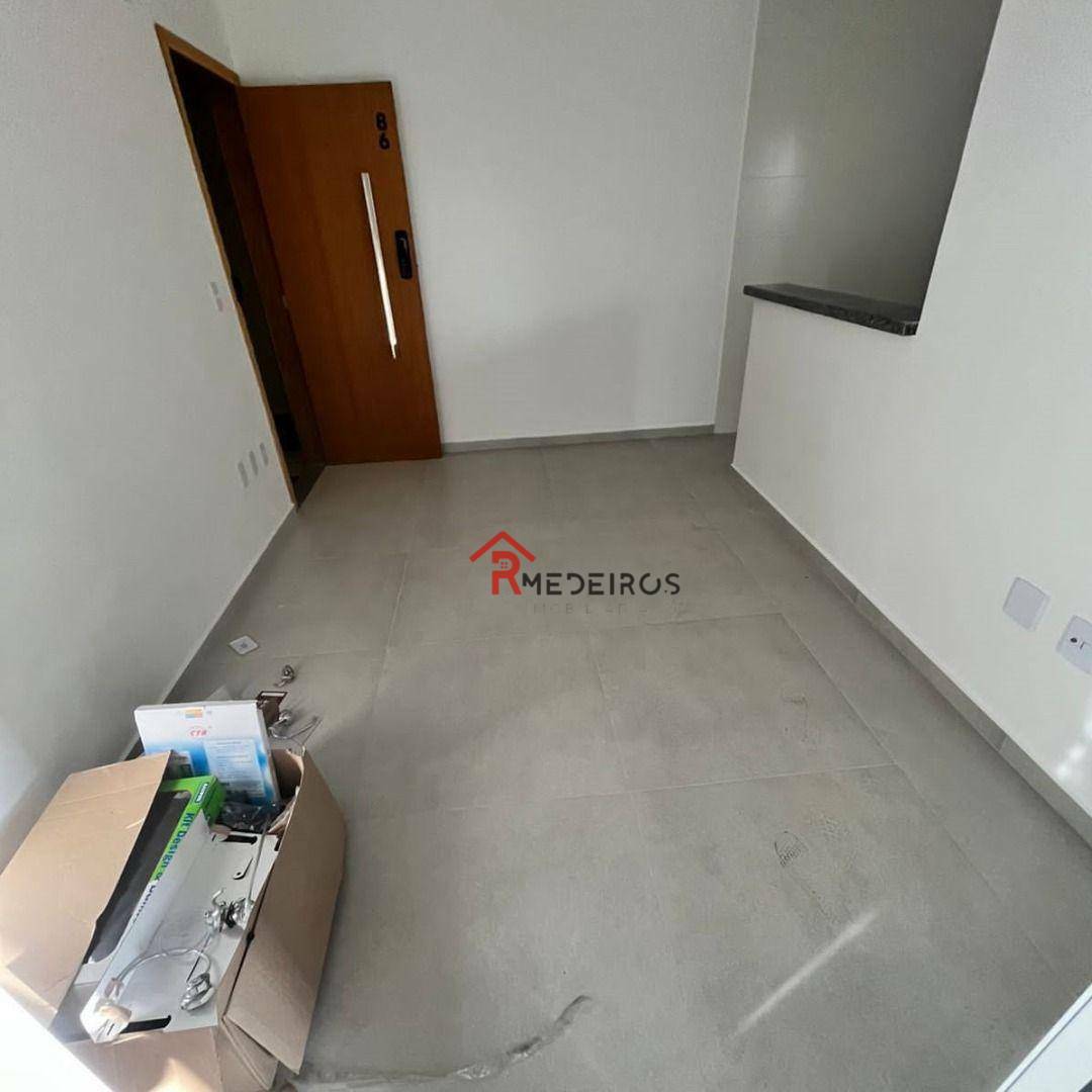 Apartamento à venda com 2 quartos, 65m² - Foto 3