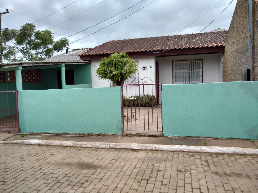 Casa à venda com 2 quartos, 69m² - Foto 1