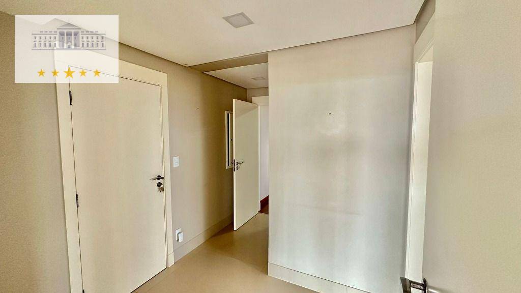 Apartamento à venda com 3 quartos, 204m² - Foto 8