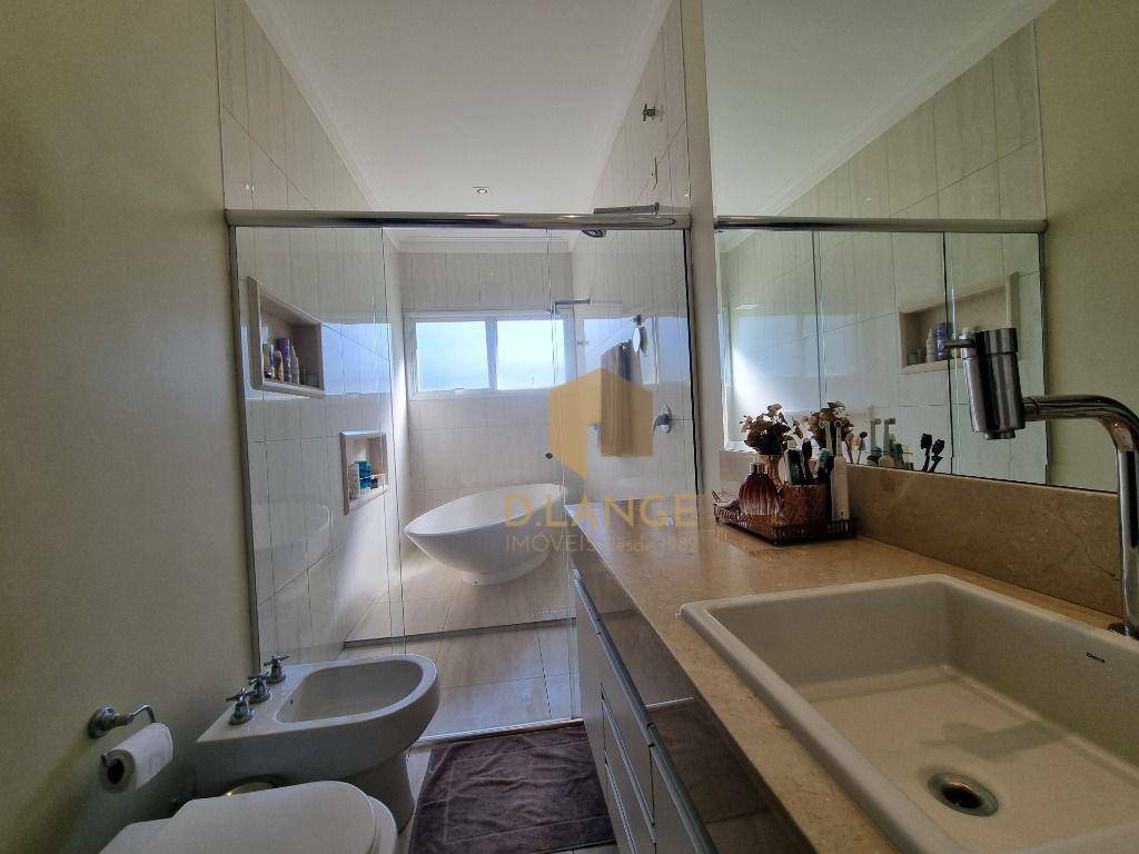 Casa de Condomínio à venda com 3 quartos, 390m² - Foto 38