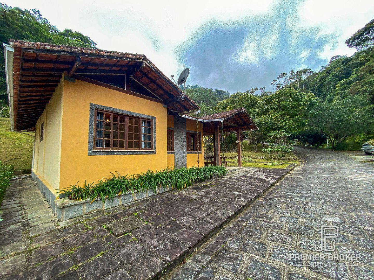 Casa de Condomínio à venda com 3 quartos, 100m² - Foto 2